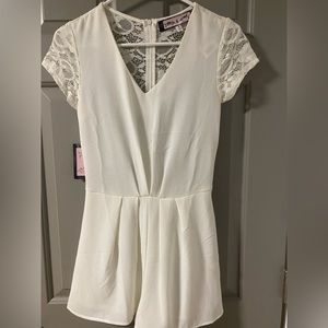 NWT Oona and Maud White Romper